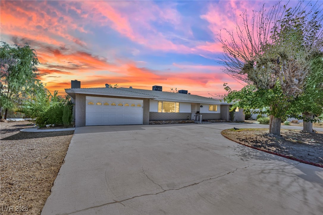 1310 N Tonopah Drive