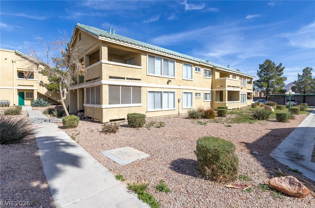 1501 Linnbaker Lane 202