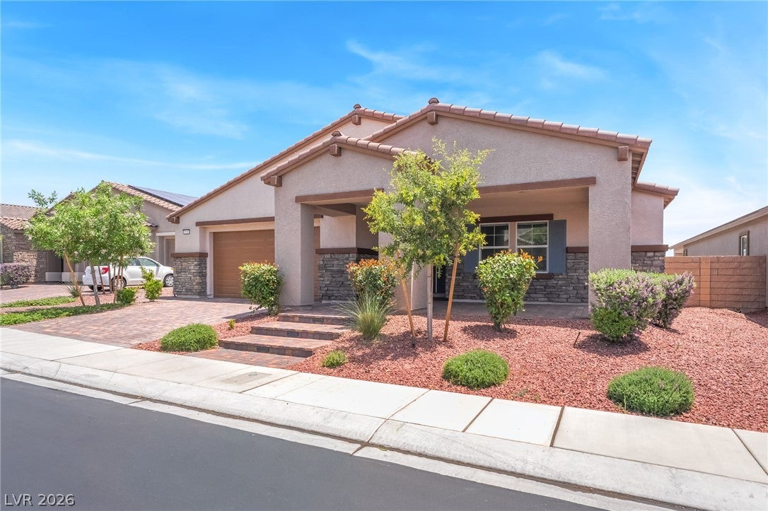 3513 Lamberto Cliff Way