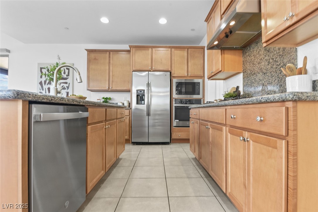 Henderson, Nevada 89044, United States, 4 Bedrooms Bedrooms, ,4 BathroomsBathrooms,Residential,Active,232453