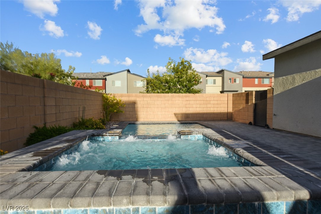 Henderson, Nevada 89044, United States, 4 Bedrooms Bedrooms, ,4 BathroomsBathrooms,Residential,Active,232453