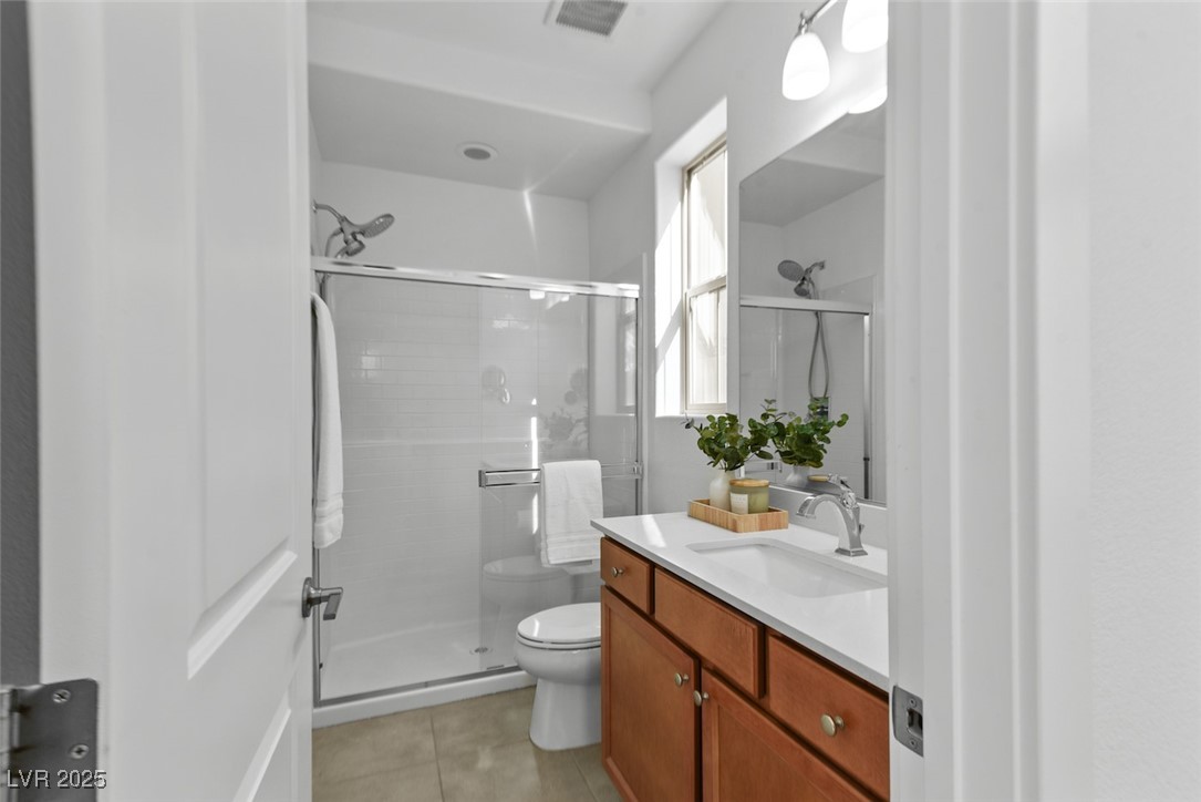 Henderson, Nevada 89044, United States, 4 Bedrooms Bedrooms, ,4 BathroomsBathrooms,Residential,Active,232453