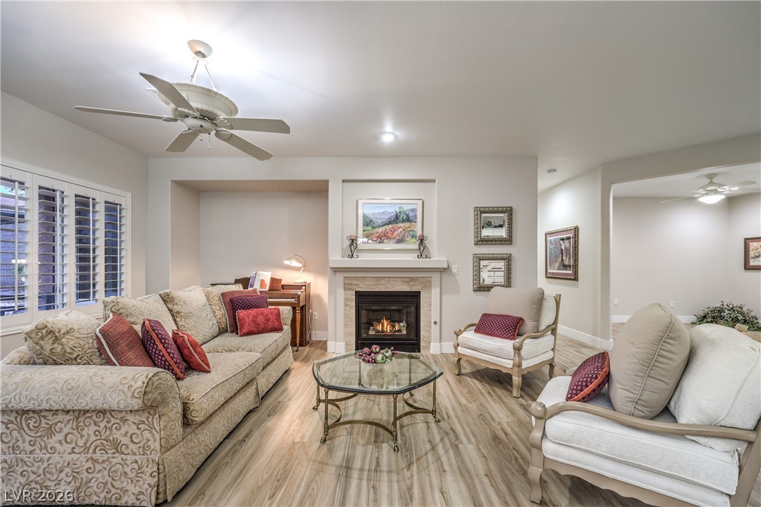 2072 Crown View Street