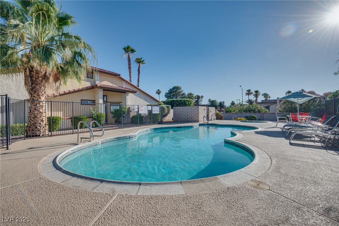 5242 Dickens Drive, Las Vegas, Nevada image 2