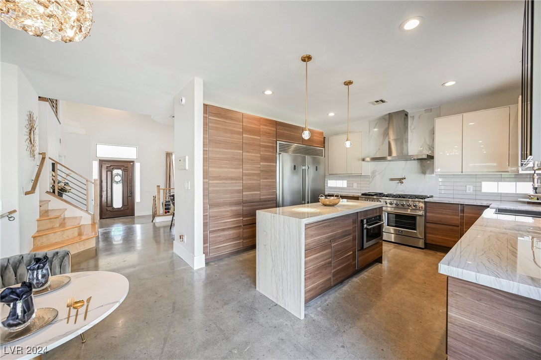 Las Vegas, Nevada 89129, United States, 6 Bedrooms Bedrooms, ,3 BathroomsBathrooms,Residential,Active,41391