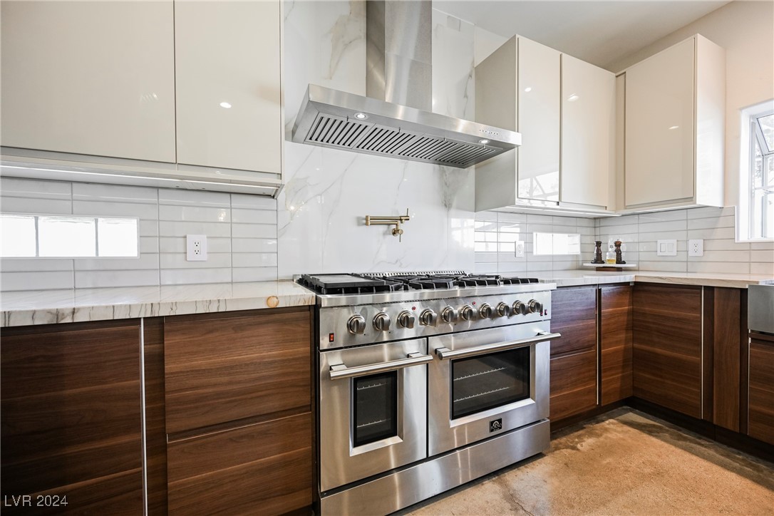 Las Vegas, Nevada 89129, United States, 6 Bedrooms Bedrooms, ,3 BathroomsBathrooms,Residential,Active,41391