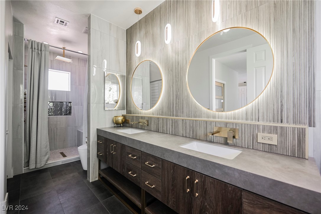 Las Vegas, Nevada 89129, United States, 6 Bedrooms Bedrooms, ,3 BathroomsBathrooms,Residential,Active,41391