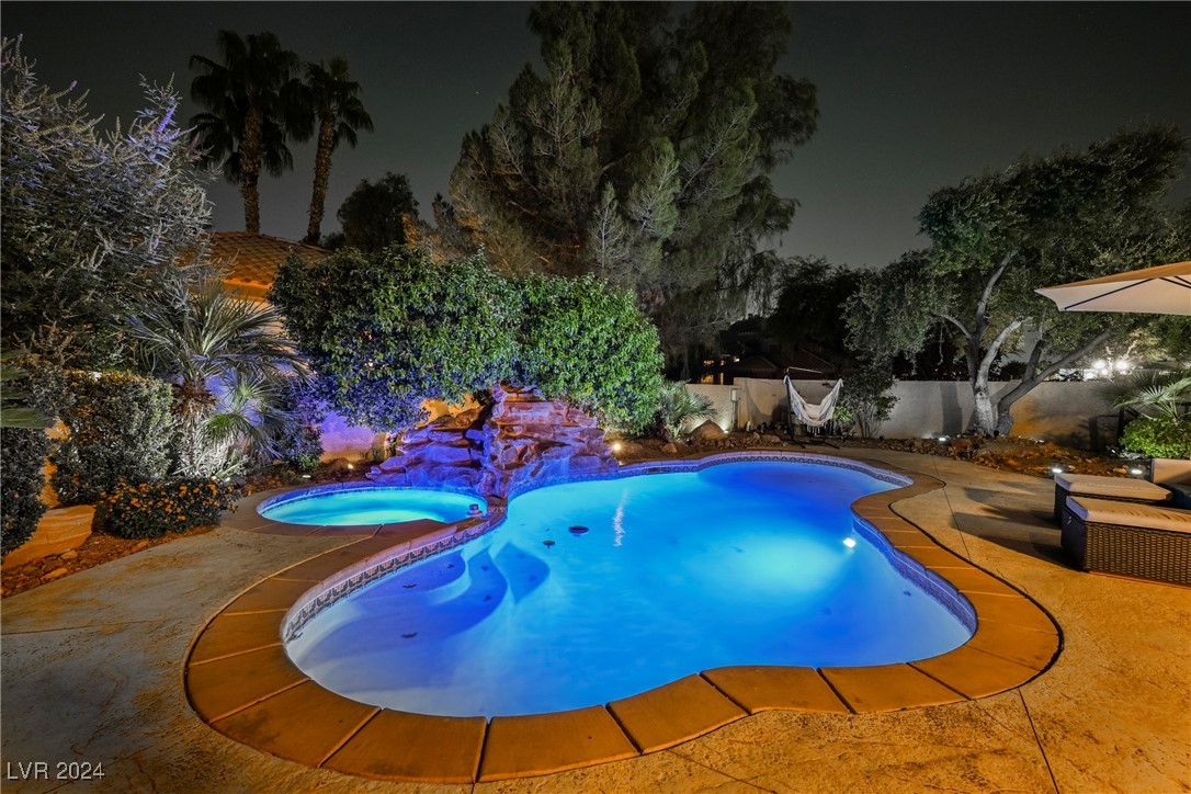 Las Vegas, Nevada 89129, United States, 6 Bedrooms Bedrooms, ,3 BathroomsBathrooms,Residential,Active,41391