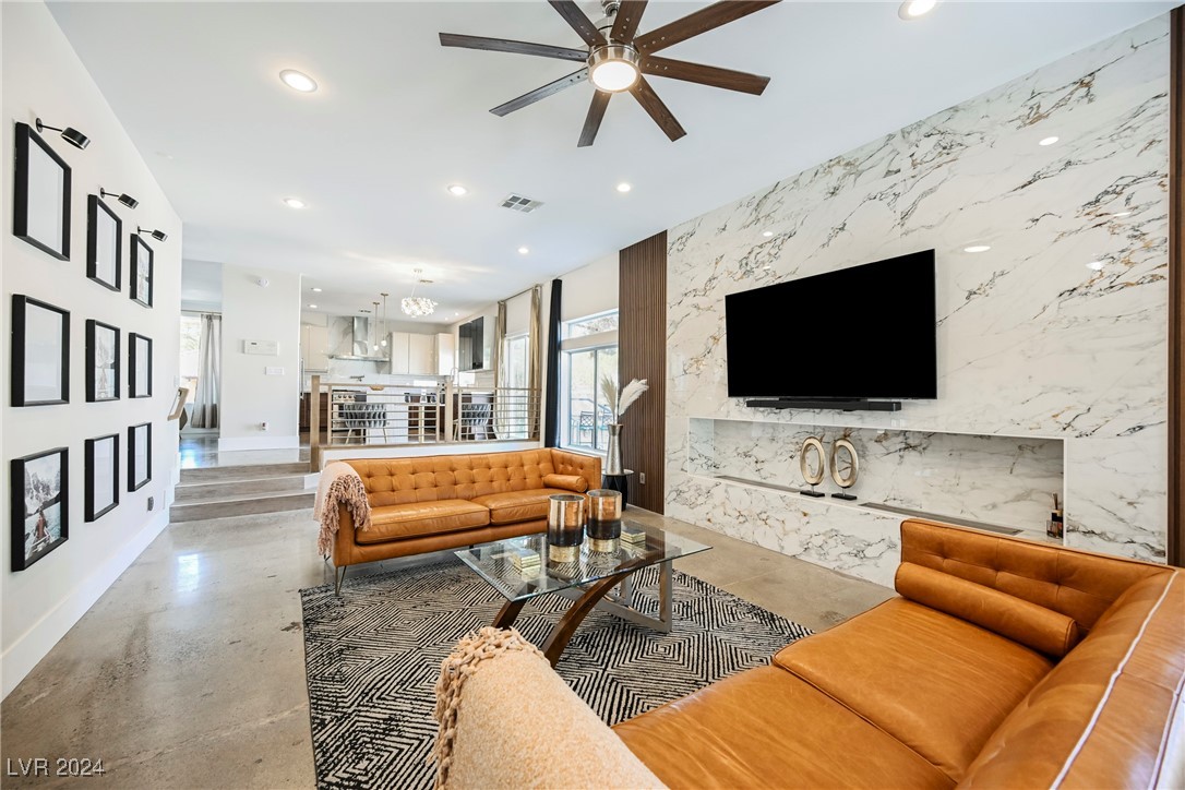 Las Vegas, Nevada 89129, United States, 6 Bedrooms Bedrooms, ,3 BathroomsBathrooms,Residential,Active,41391