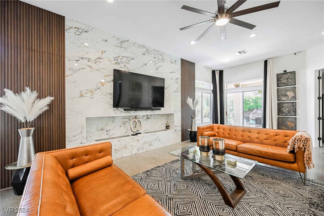 Las Vegas, Nevada 89129, United States, 6 Bedrooms Bedrooms, ,3 BathroomsBathrooms,Residential,Active,41391