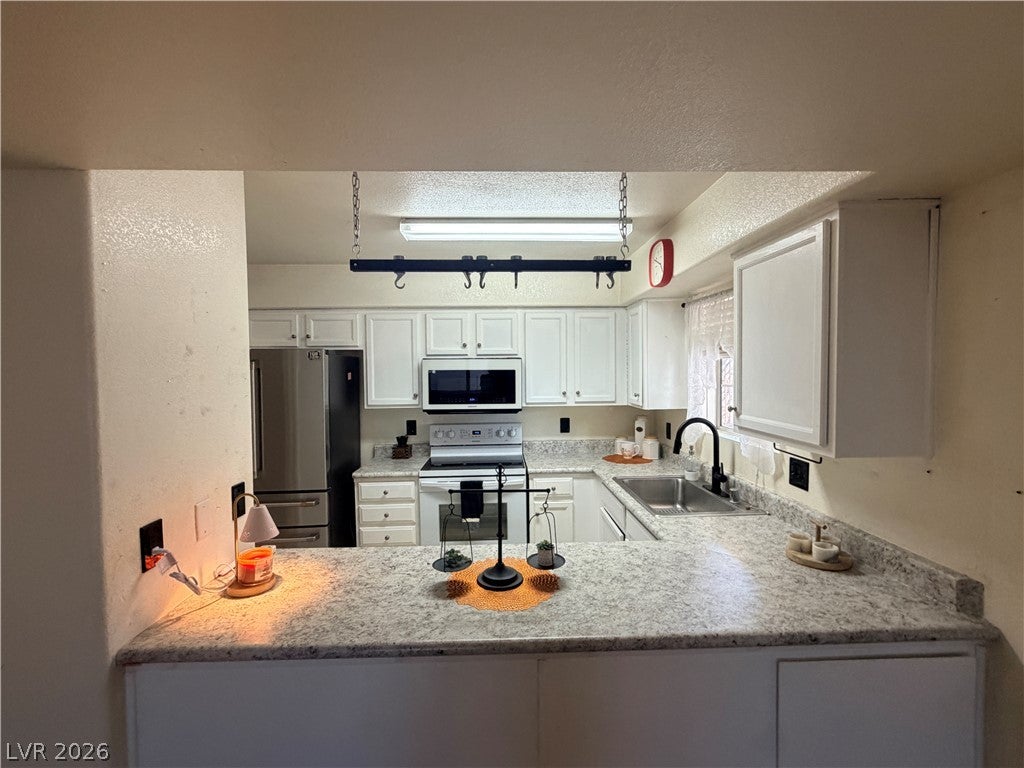 2725 S Nellis Boulevard 1163