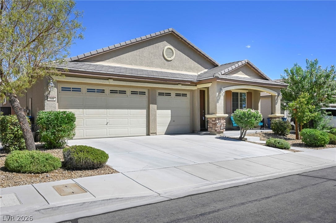 348 Summit Shadow Street