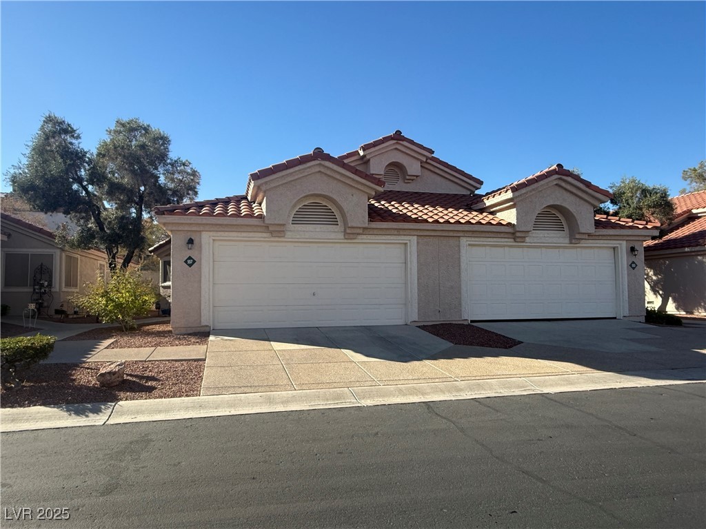 557 Yacht Harbor Drive