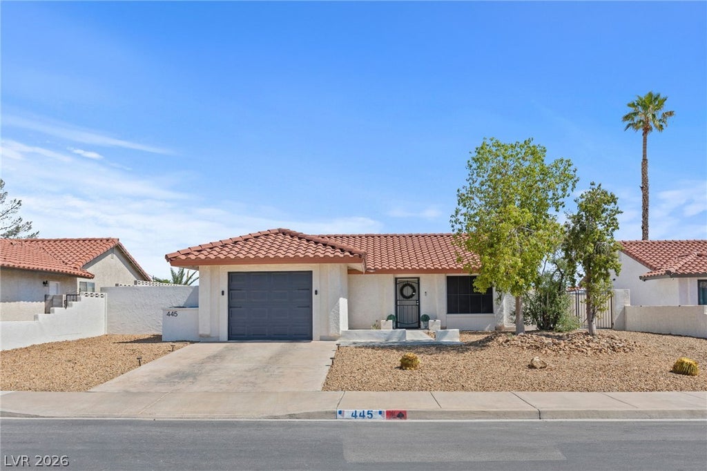 Photo of 445 Concord Way, Henderson, NV 89015 (MLS # 2811561)