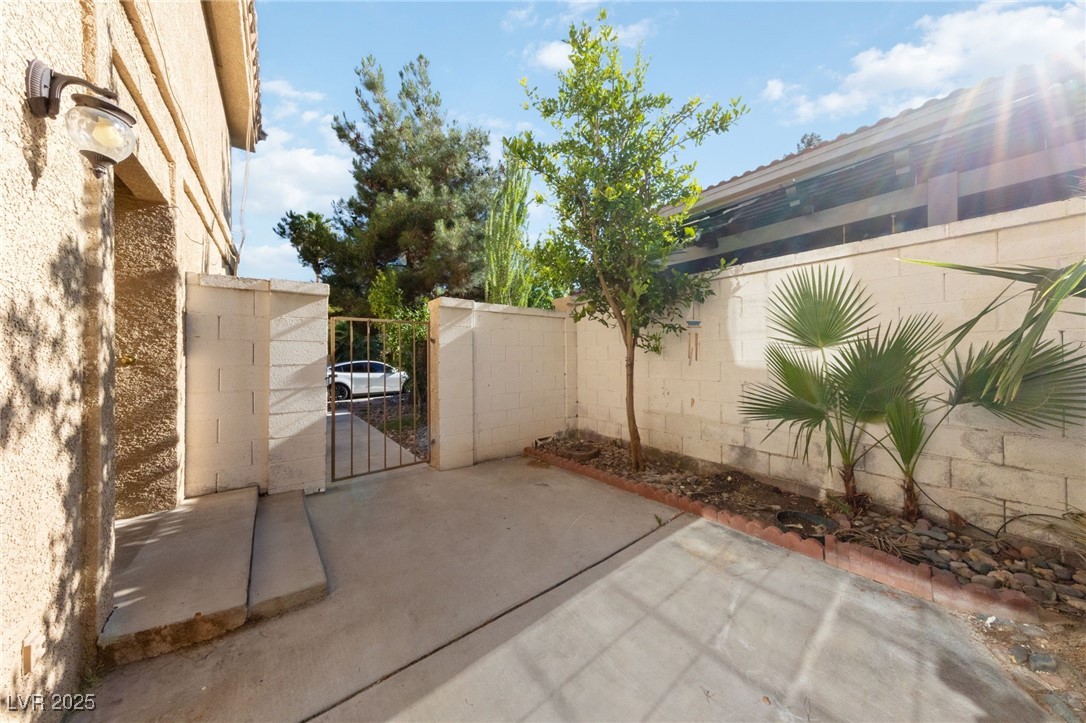 2834 Crystal Lantern Drive