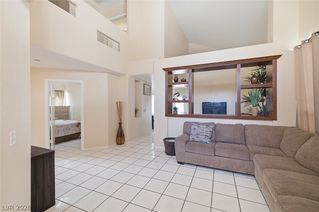 5529 Heisman Drive