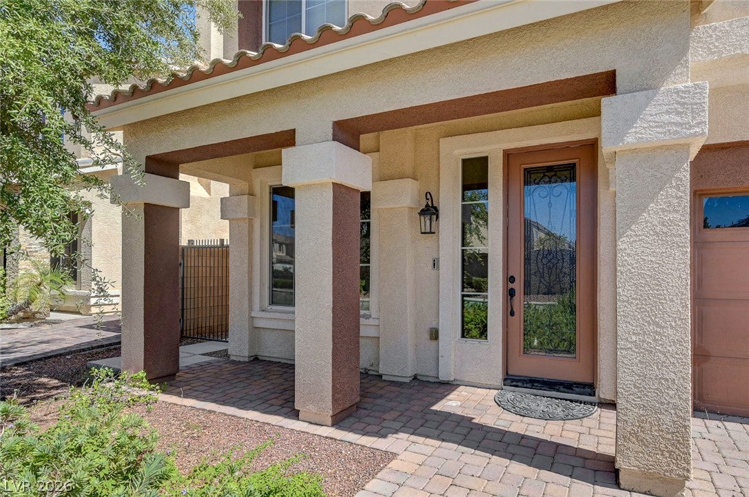 5562 Yarra Valley Avenue