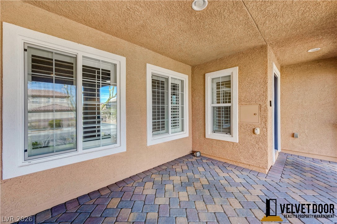 3013 Camino Sereno Avenue