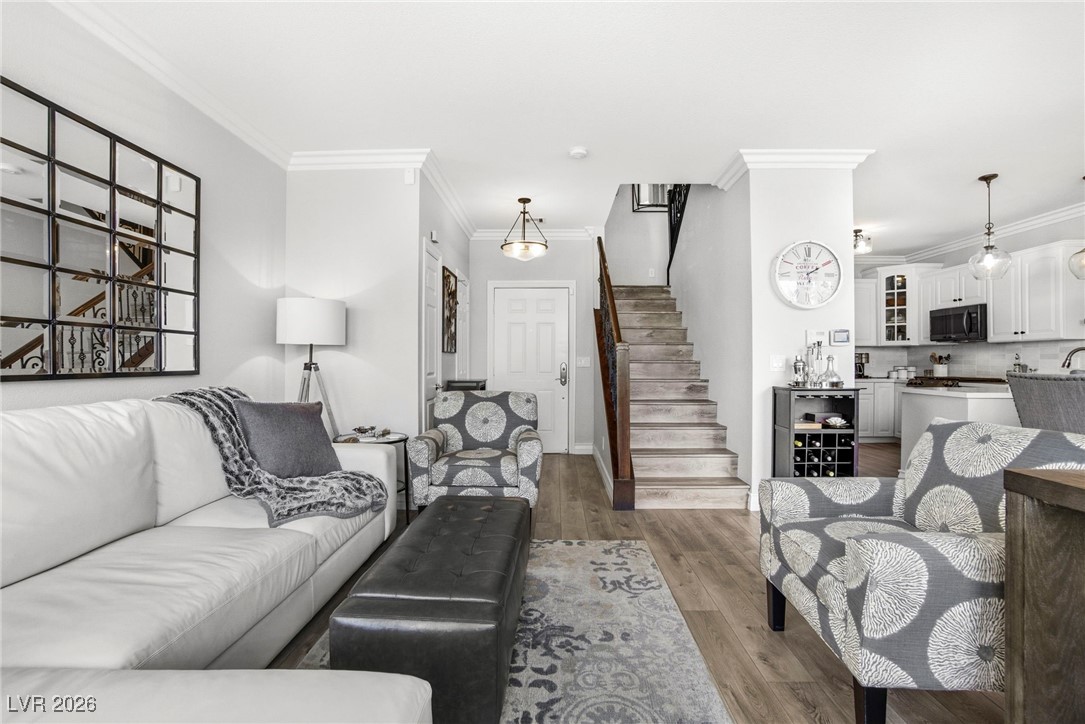 251 S Green Valley Parkway 5612