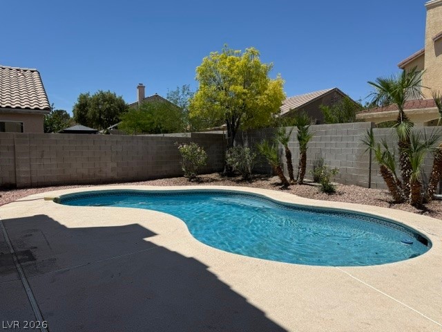 1528 Splinter Rock Way