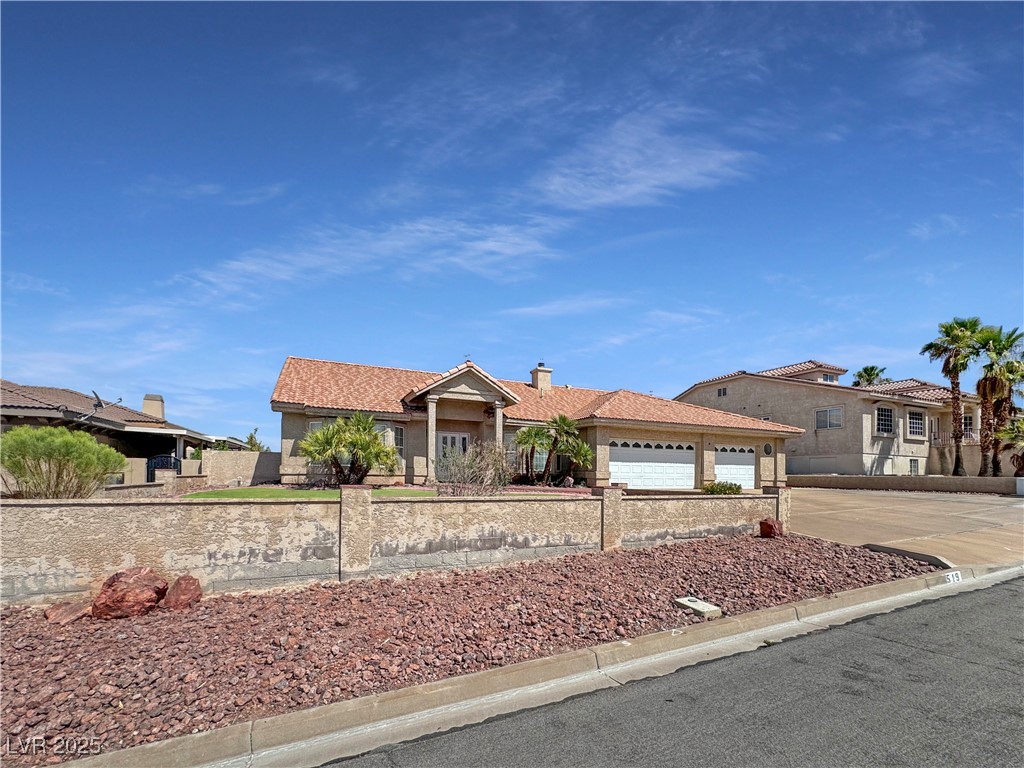 519 Crestway Road, Henderson, Nevada image 4