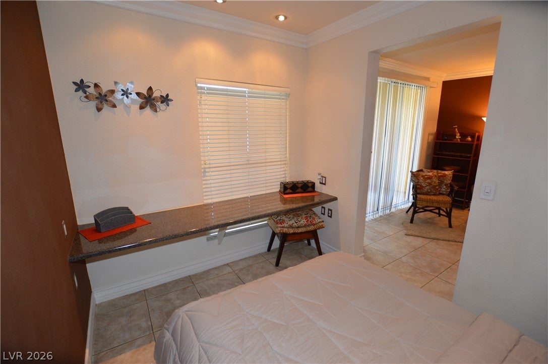 270 E FLAMINGO Road 328