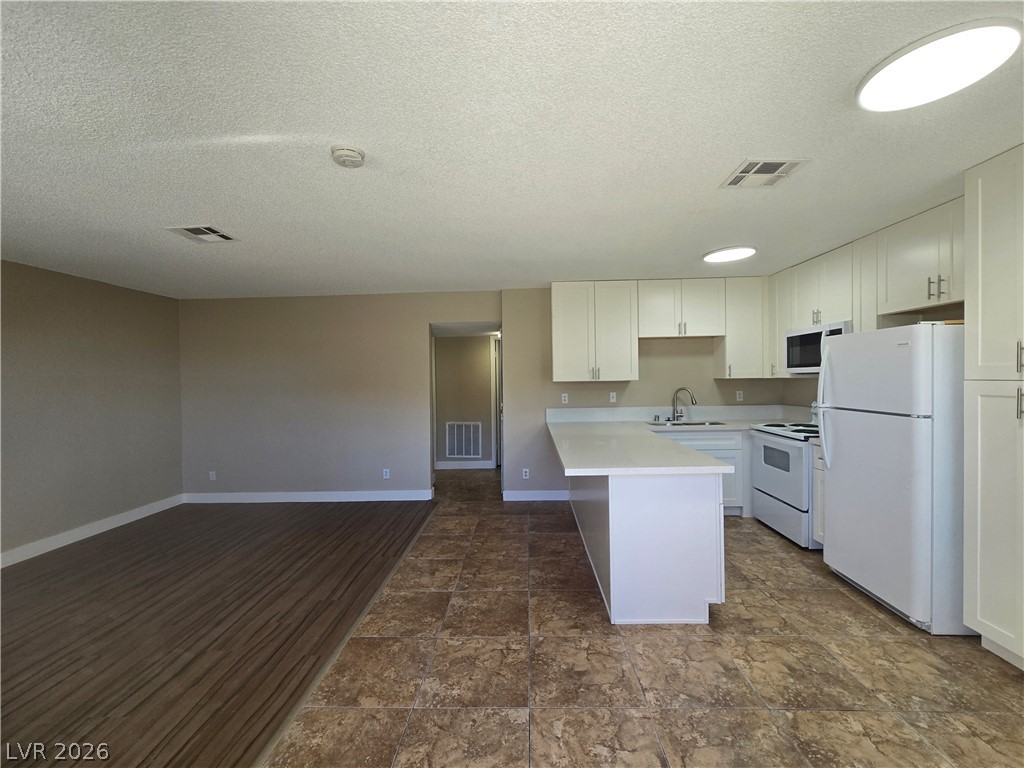 312 14TH Street A