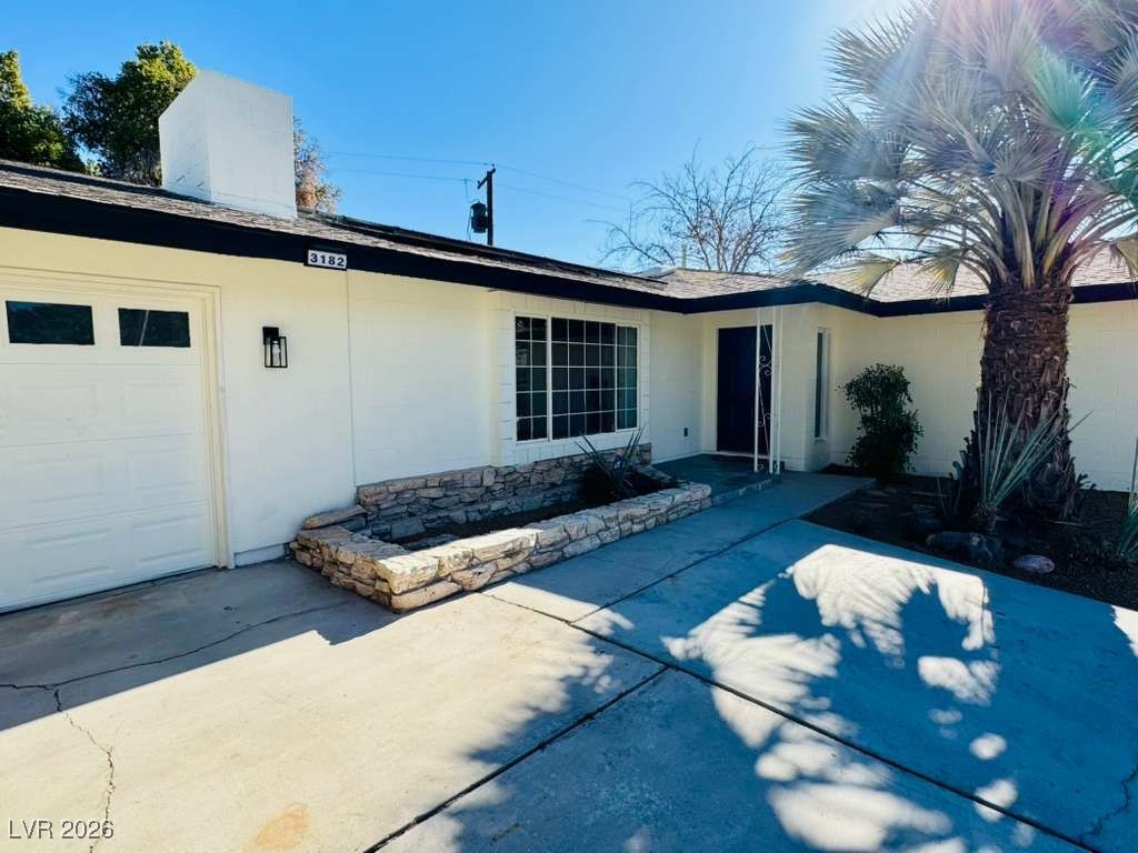 3182 Camel Back Drive