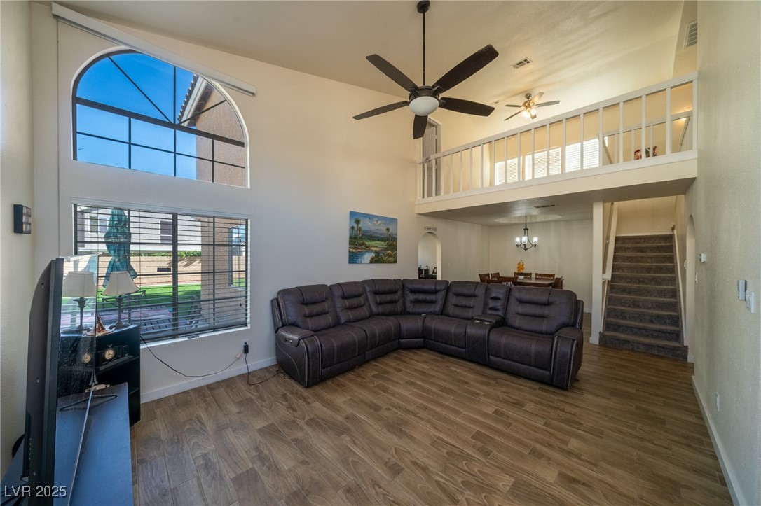 5620 Desert Creek Way