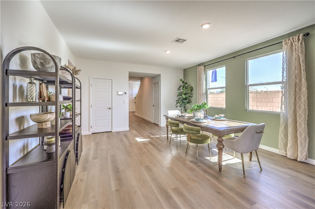 3816 Hibiscus Haven Avenue 67