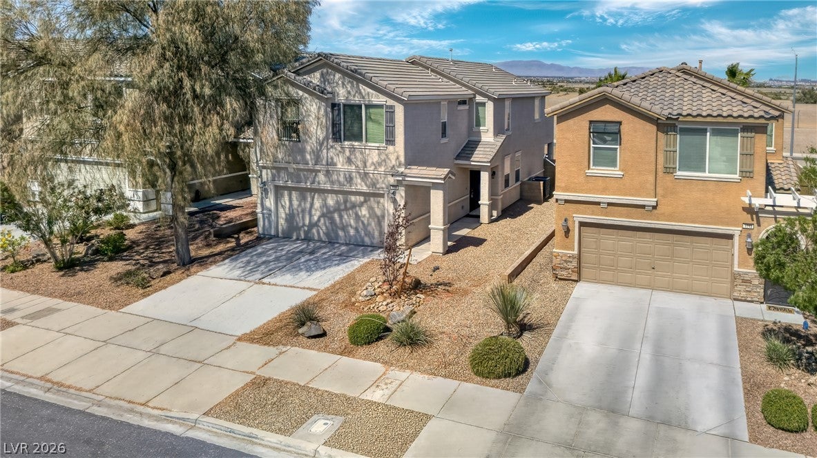 1009 Pebble Lake Street
