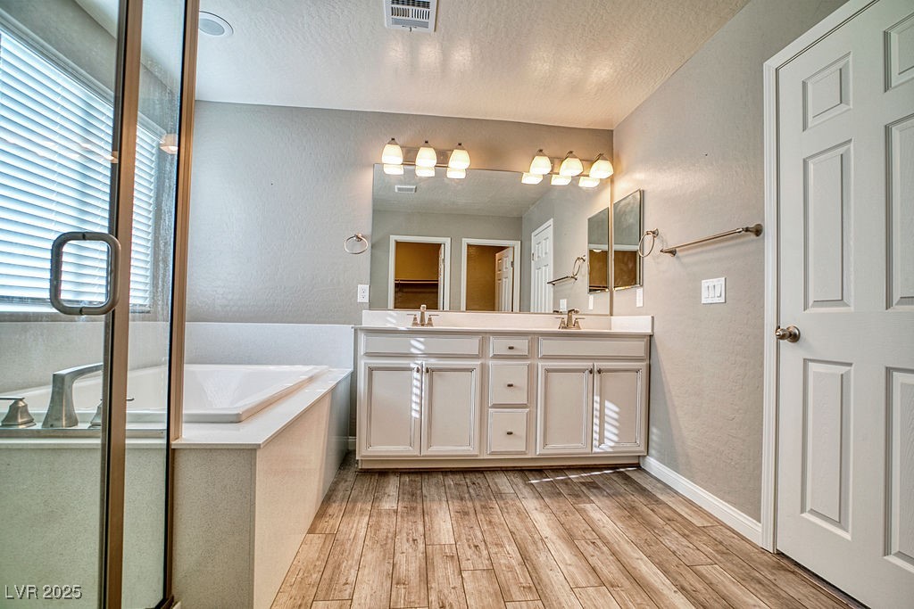 Las Vegas, Nevada 89138, United States, 3 Bedrooms Bedrooms, ,3 BathroomsBathrooms,Residential,Active,208328