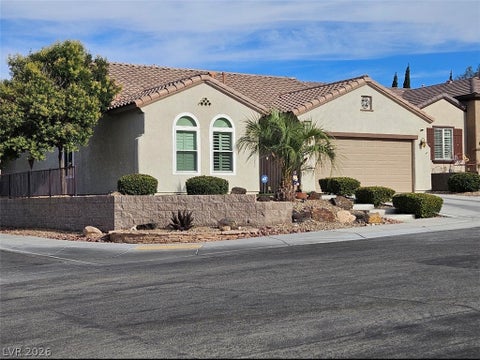 Homes For Sale - 2256 Shadow Canyon Drive<br/> Clark County, Henderson, NV 89044