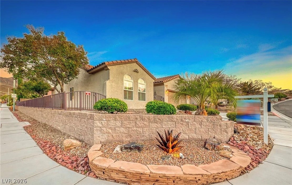 2256 Shadow Canyon Drive