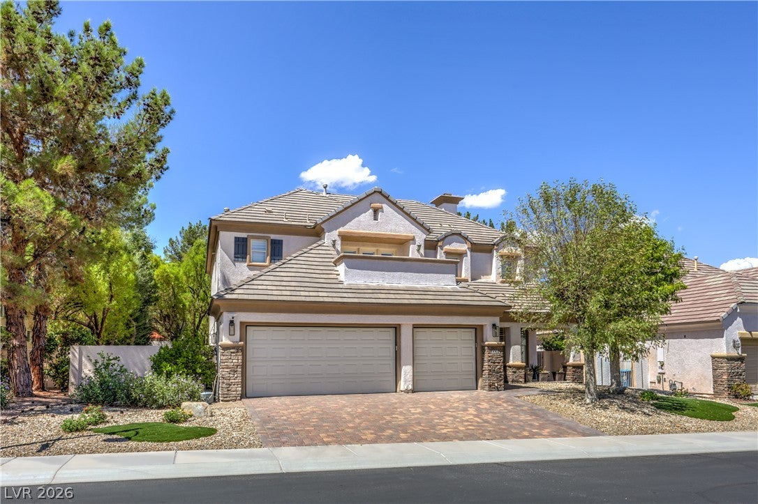 1009 Jennis Silver Street