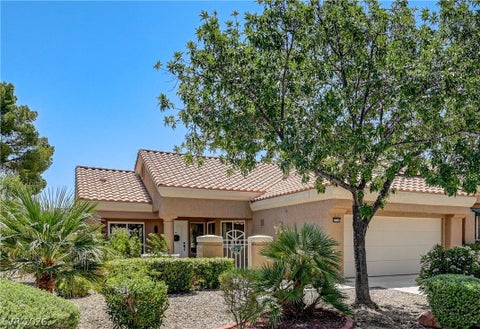 Townhouse For Sale - 2728 Showcase Drive<br/> Clark County, Las Vegas, NV 89134