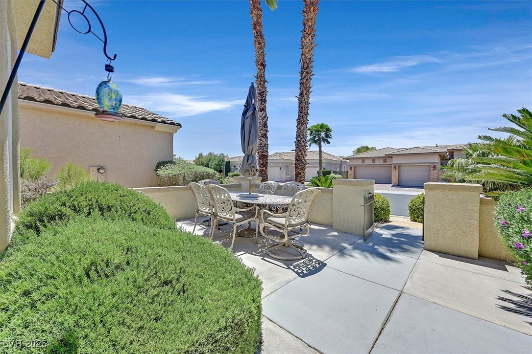 Las Vegas, Nevada 89135, United States, 2 Bedrooms Bedrooms, ,2 BathroomsBathrooms,Residential,Active,133490