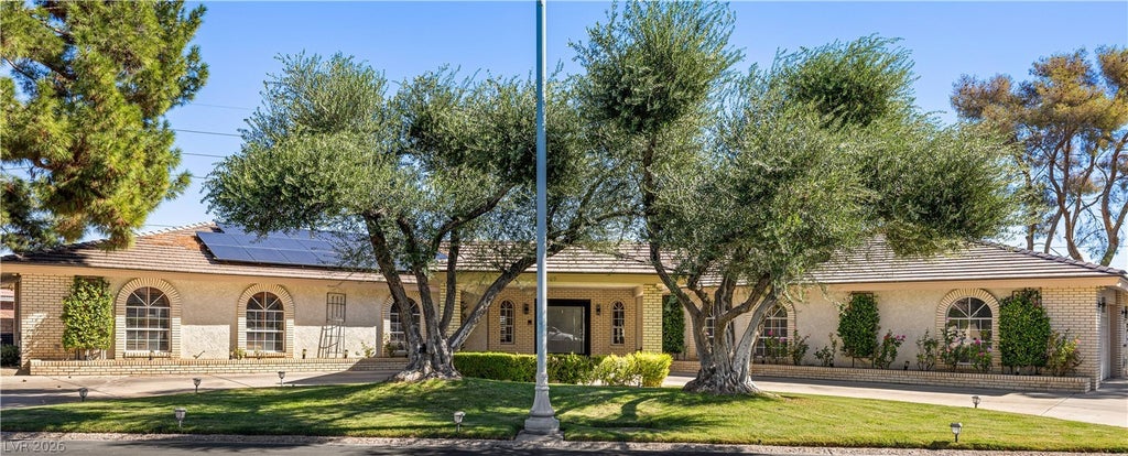 Photo of 209 Dalmatian Lane, Las Vegas, NV 89107 (MLS # 2827635)