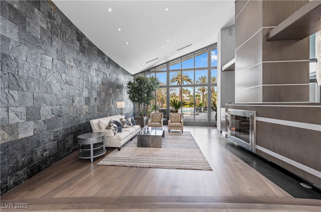 1108 Pine Island Court