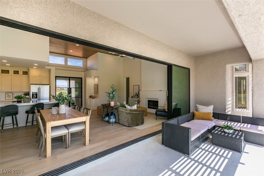 Properties 4 9425 Villa Ridge Drive