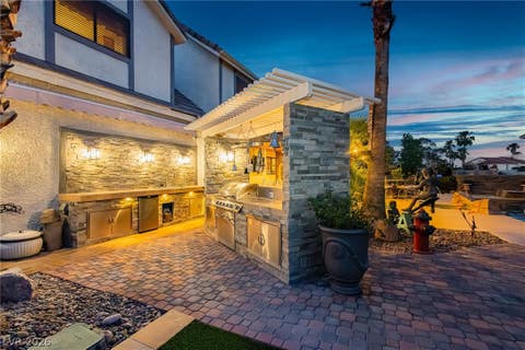 Tiny photo for 2835 S Buffalo Drive, Las Vegas, NV 89117 (MLS # 2783198)