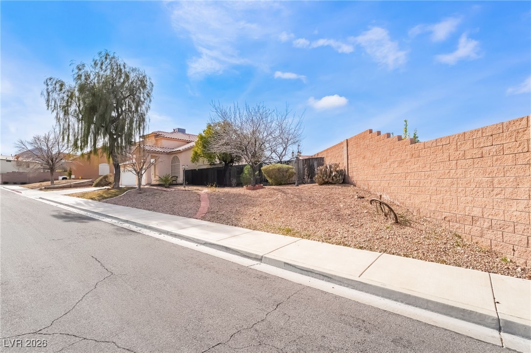 2199 Kernwood Street