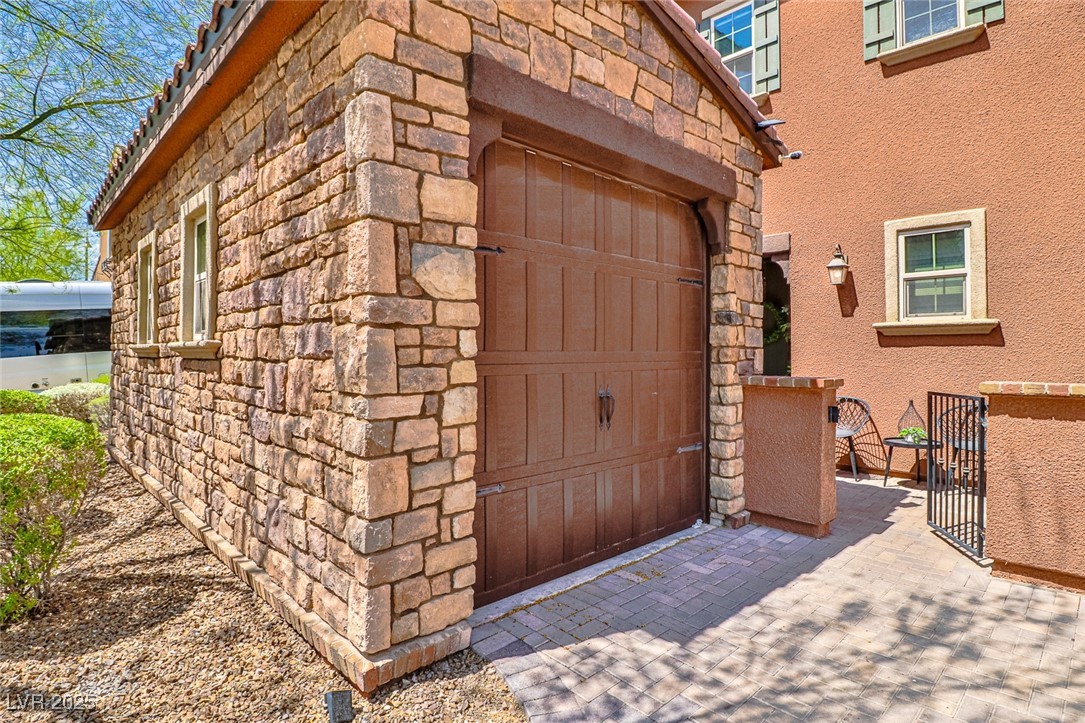 2497 Birch Hollow Street