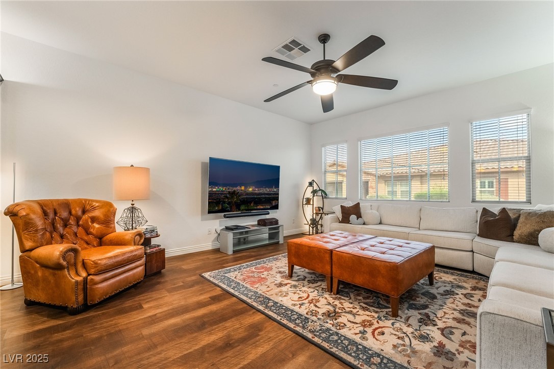 715 Orange Plume Walk