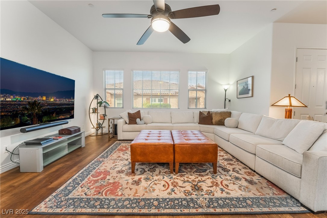 715 Orange Plume Walk