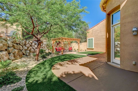 Tiny photo for 26 Strada Principale, Henderson, NV 89011 (MLS # 2789525)