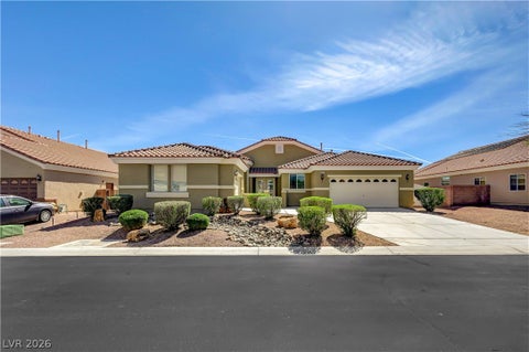 Homes For Sale - 8215 Southern Comfort Avenue<br/> Las Vegas, NV 89131