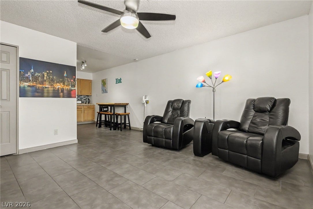 2121 Petersham Court B
