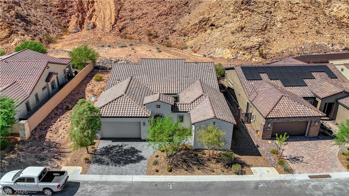 137 Mirage View Drive