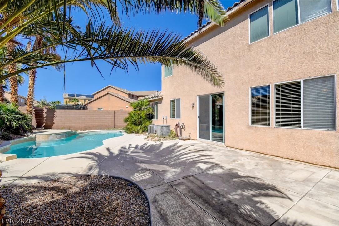 3405 Tara Leigh Avenue